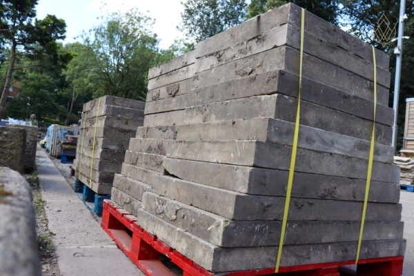 Reclaimed York Stone 6 Sided Flags - WM12190 - Image 2