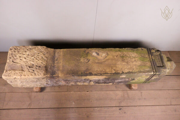 Large 7ft 4" 19th Century Sandstone Gatepost - WM12197 - Image 9