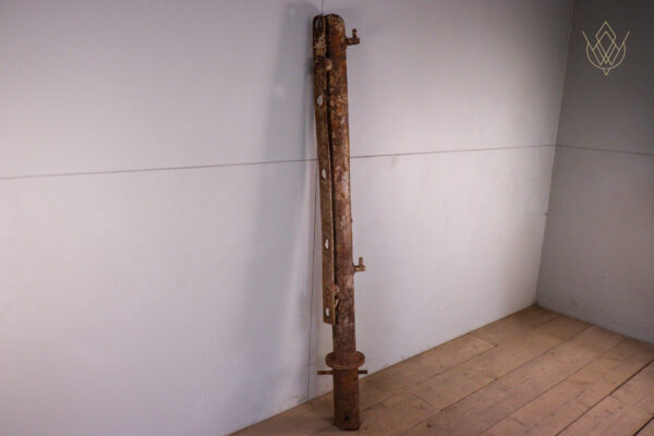 49x 19th Century Cast Iron Railing Post + 2 Gateposts - WM12201 - Image 7