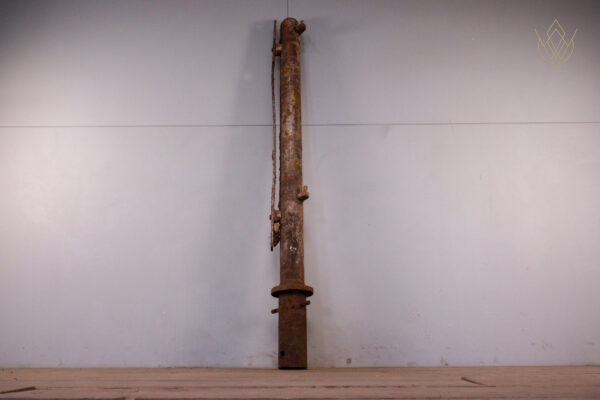 49x 19th Century Cast Iron Railing Post + 2 Gateposts - WM12201 - Image 6