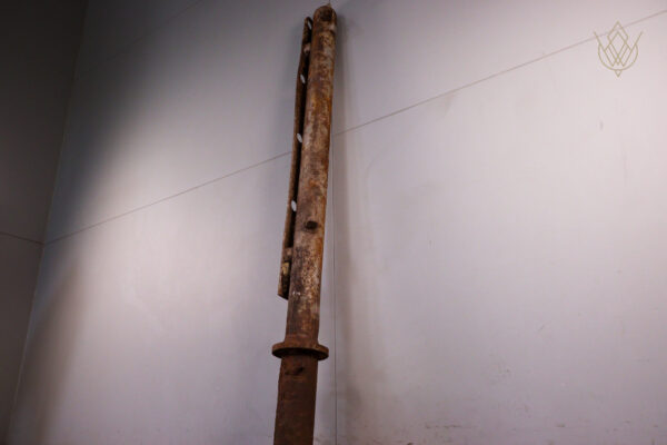 49x 19th Century Cast Iron Railing Post + 2 Gateposts - WM12201 - Image 5
