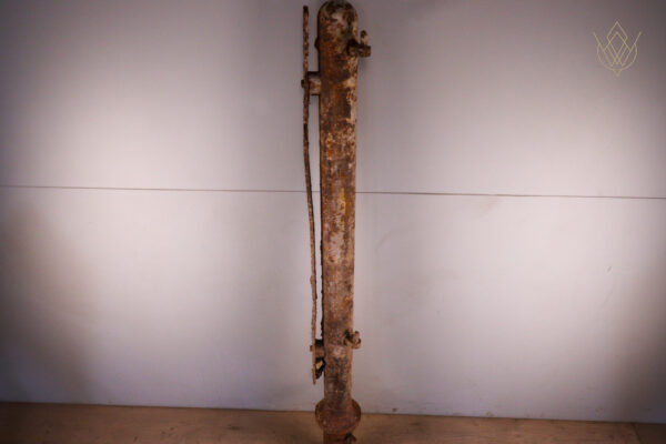 49x 19th Century Cast Iron Railing Post + 2 Gateposts - WM12201 - Image 3