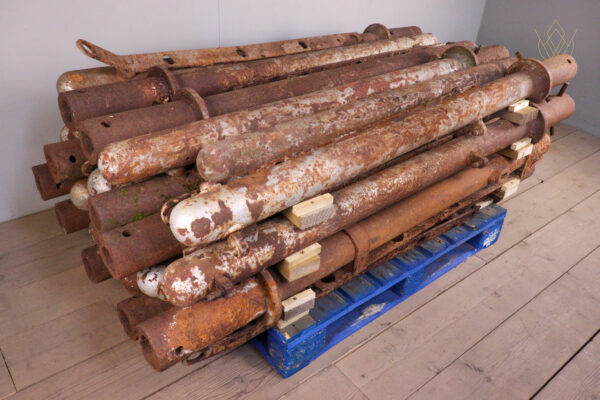 49x 19th Century Cast Iron Railing Post + 2 Gateposts - WM12201