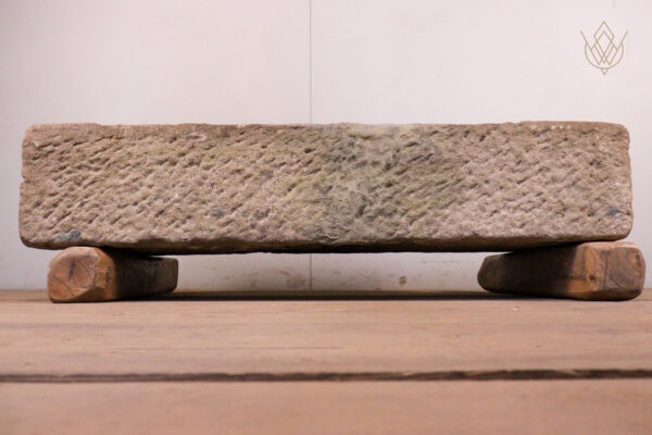Reclaimed 18th Century Punch Face Stone Trough/Planter - WM12207 - Image 3