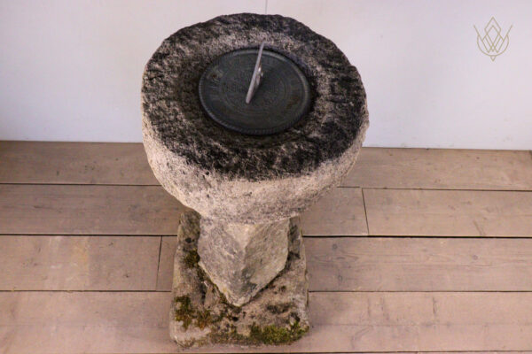 Large 19th Century Stone Carved Sundial with Bronze Dial - WM12191 - Image 8