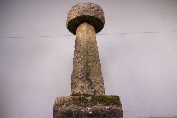 Large 19th Century Stone Carved Sundial with Bronze Dial - WM12191 - Image 4