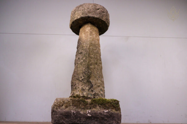 Large 19th Century Stone Carved Sundial with Bronze Dial - WM12191 - Image 3