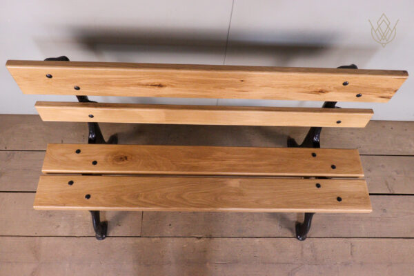 Refurbished 19th Century Cast Iron Park Bench with Oak Slats - WM12194 - Image 5
