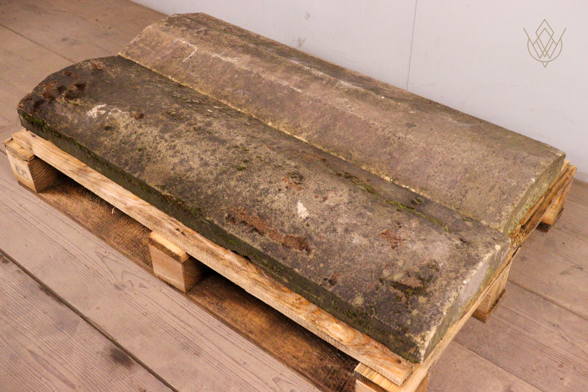 7.7ft - 13"x4" Round Top Sandstone Coping Stones - WM12220 - Image 3