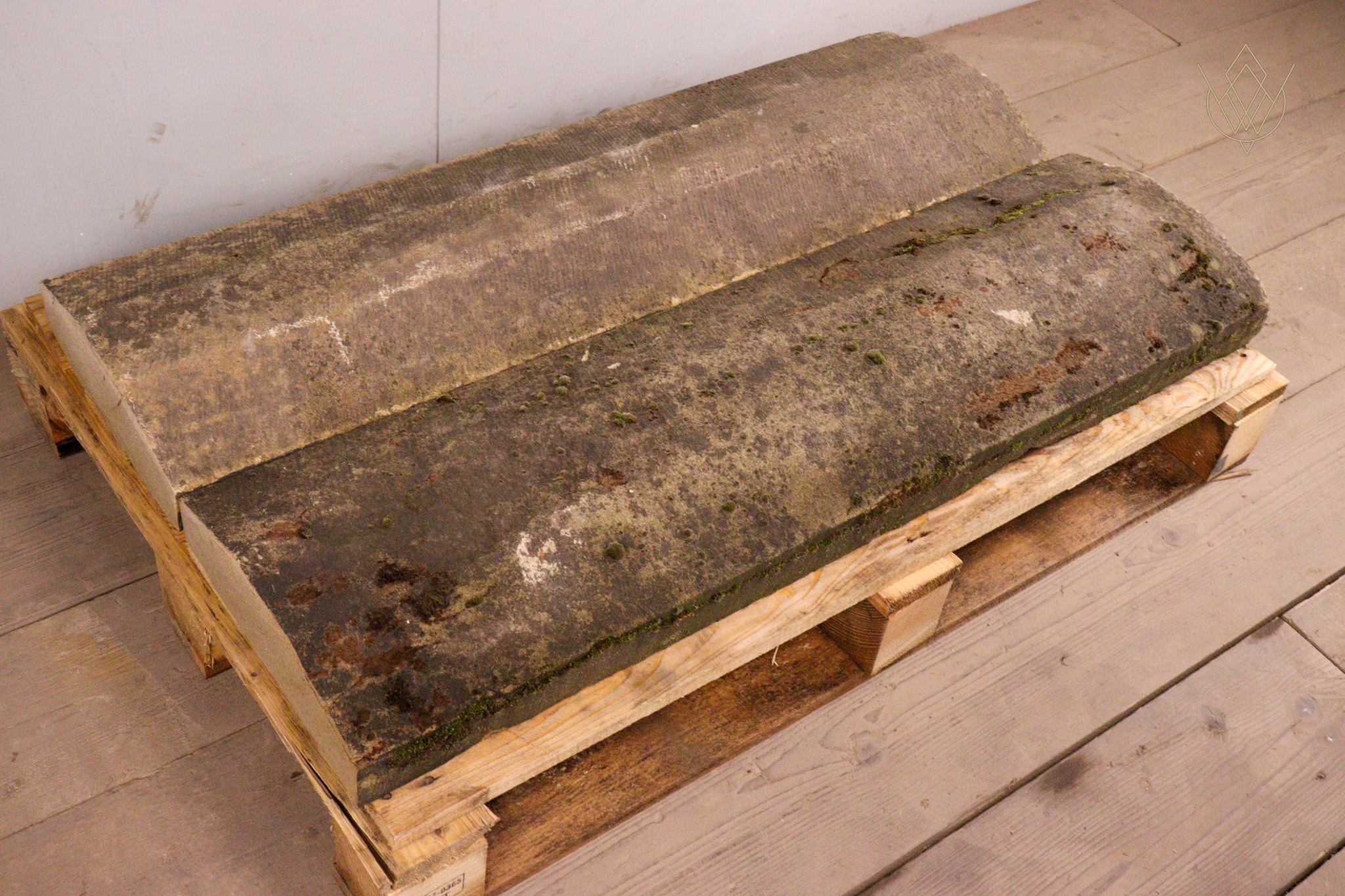 7.7ft - 13"x4" Round Top Sandstone Coping Stones - WM12220 - Image 5