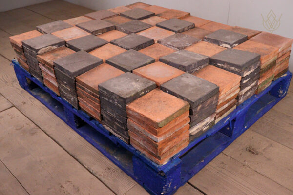 294 - 6"x6" Mixed Blue & Red Victorian Quarry Tiles - WM12229 - Image 7