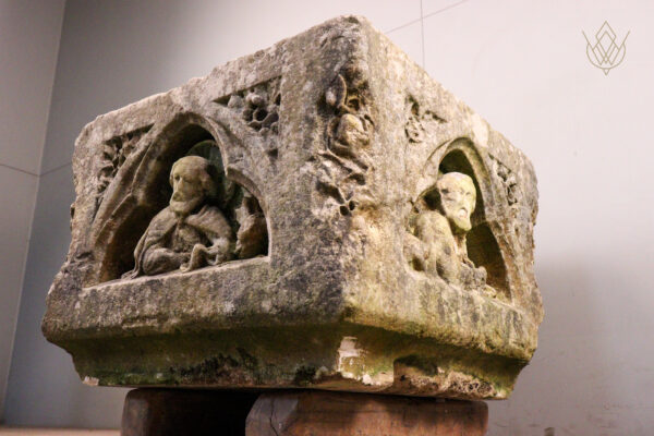 18th Century Stone Carved Font Depicting Religious Carving - WM12233 - Image 6