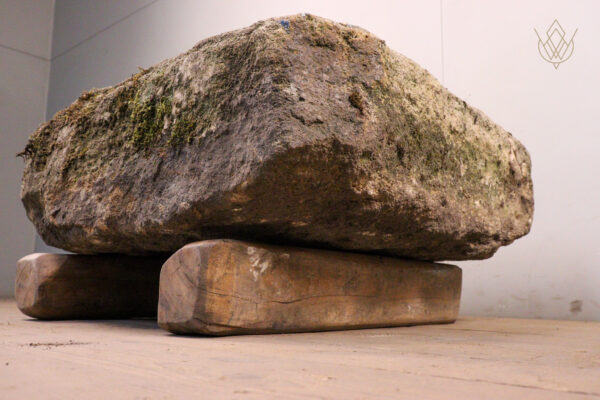 Large 19th Century Gritstone Gully Top Stone Cover - WM12235 - Image 4