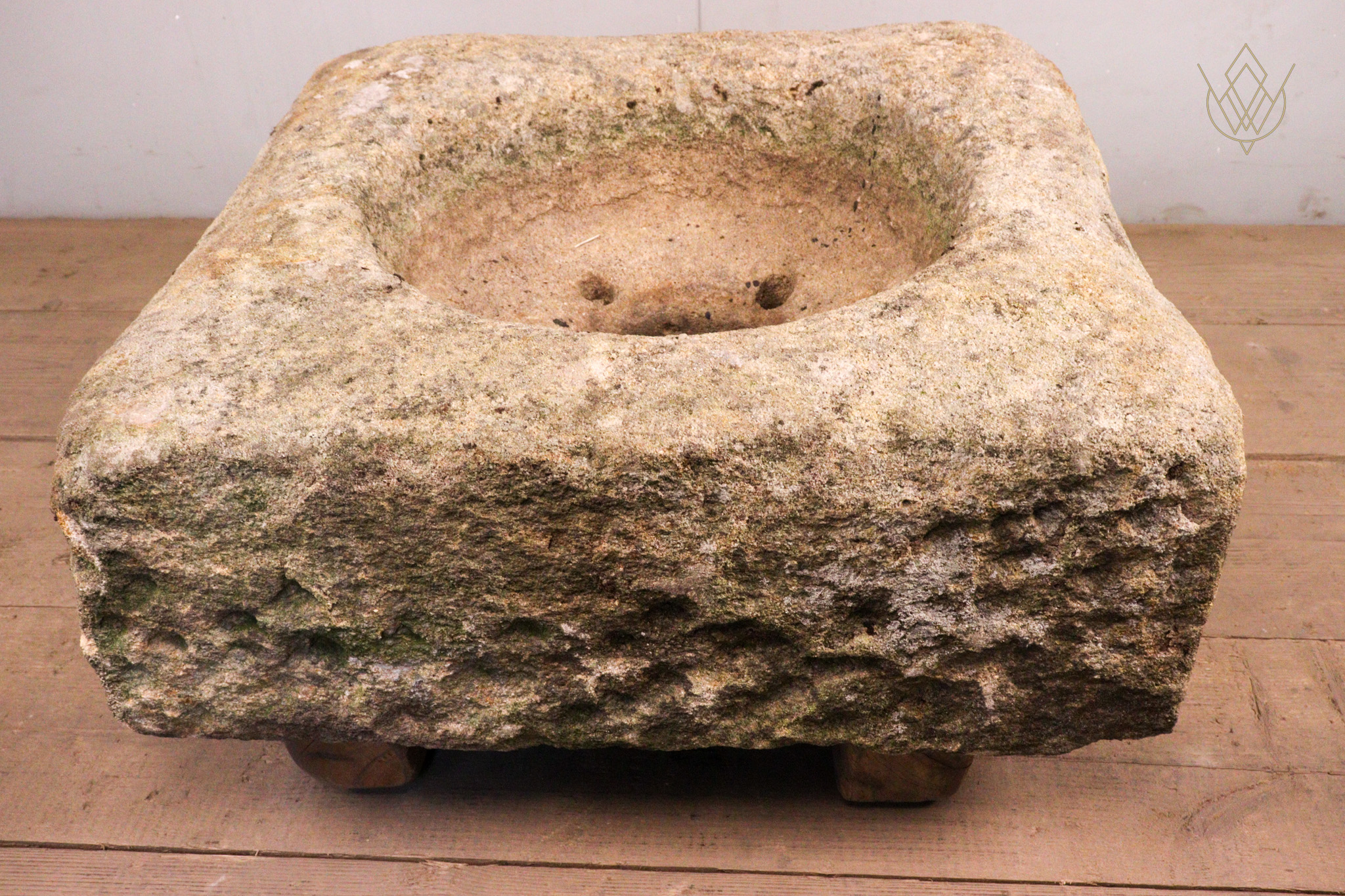 Large 19th Century Gritstone Gully Top Stone Cover - WM12236 - Image 3