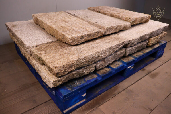 White Granite Flags/Coping Stones - WM12238