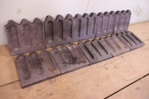 38x Staffordshire Blue Garden Edging Tiles - WM12257