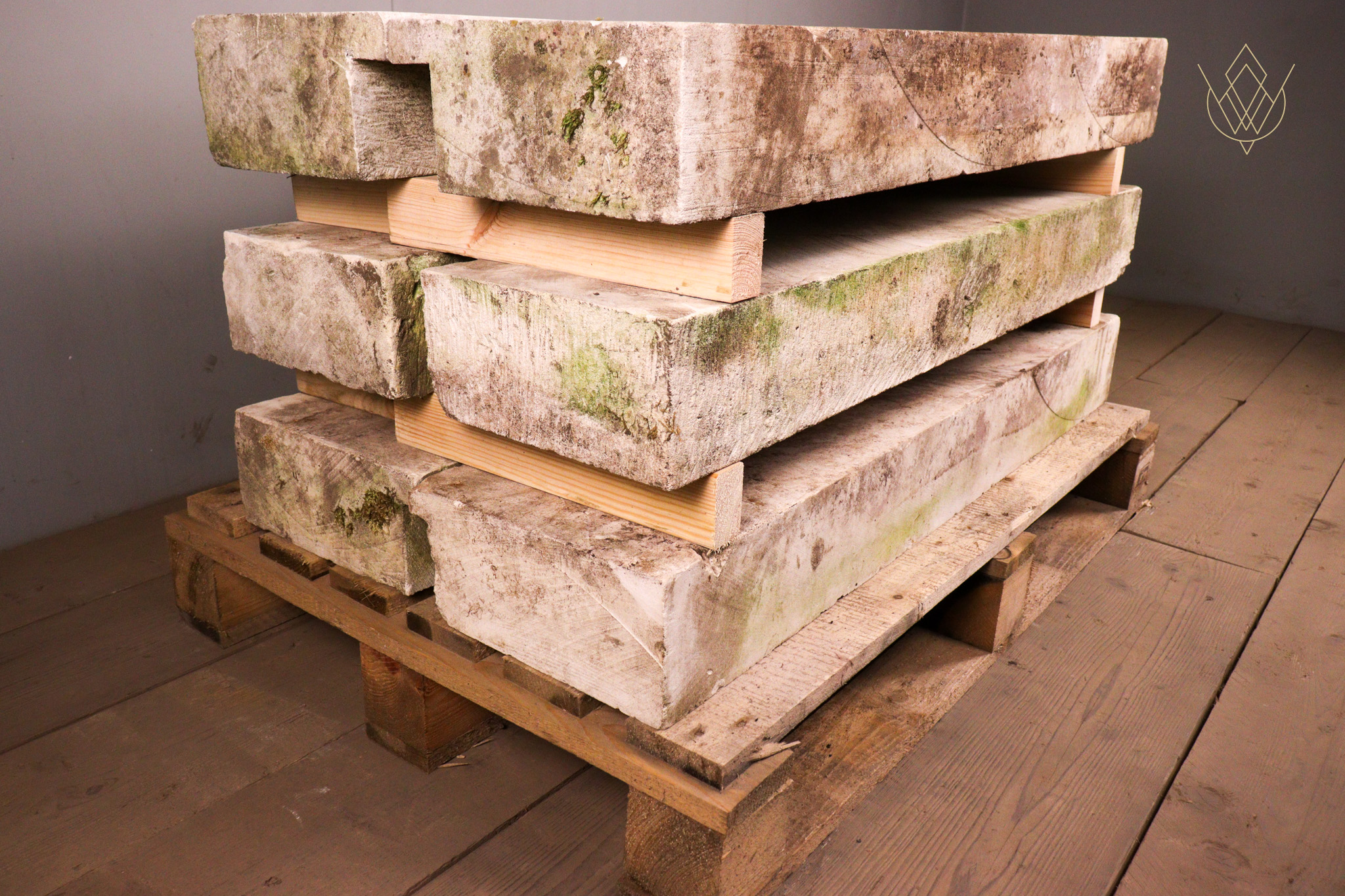 6x 1150mm Wide Reclaimed Limestone Steps - WM12262 - Image 2