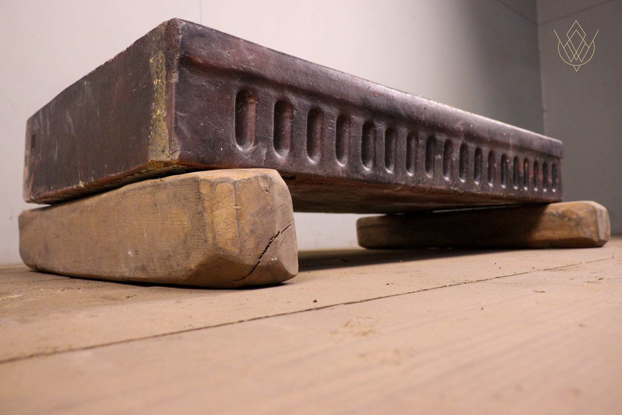 19th Century Salt Glazed Fluted Butlers Sink - WM12265 - Image 5