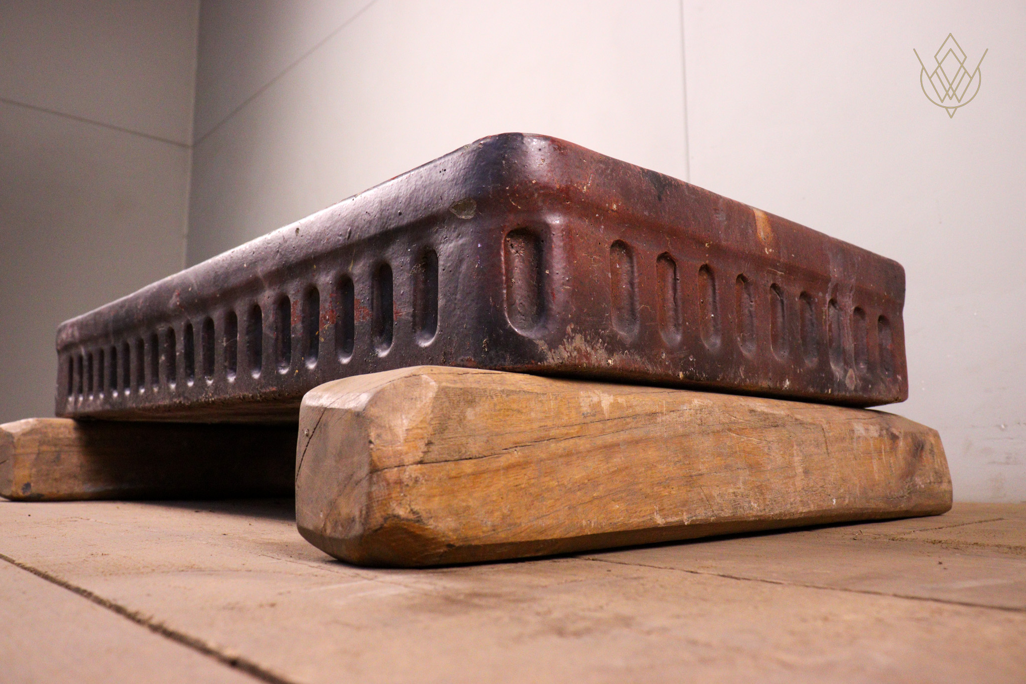 19th Century Salt Glazed Fluted Butlers Sink - WM12265 - Image 3