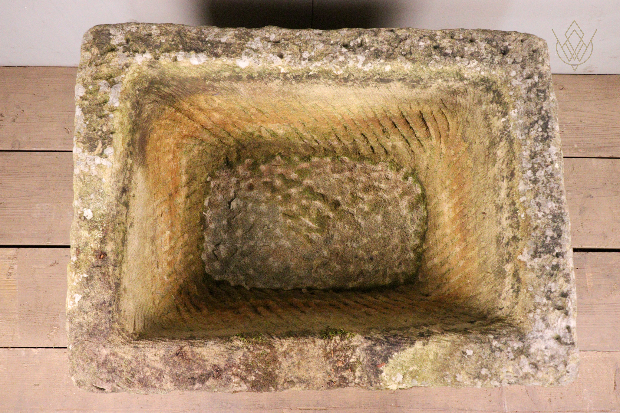 19th Century Carved Stone Water Trough/Planter - WM12278 - Image 4