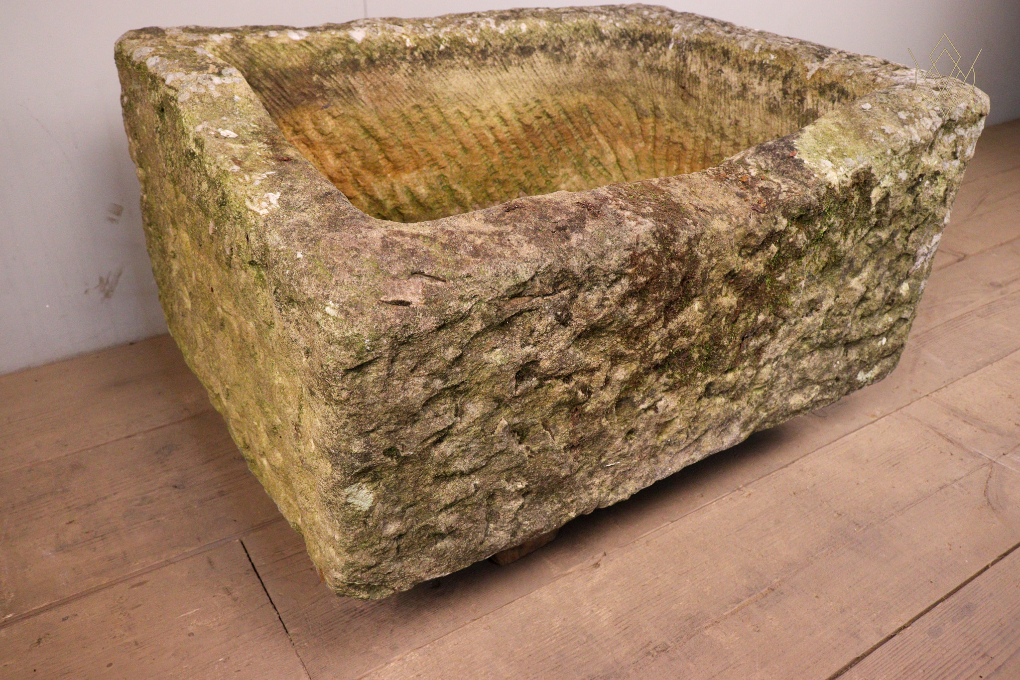 19th Century Carved Stone Water Trough/Planter - WM12278 - Image 3