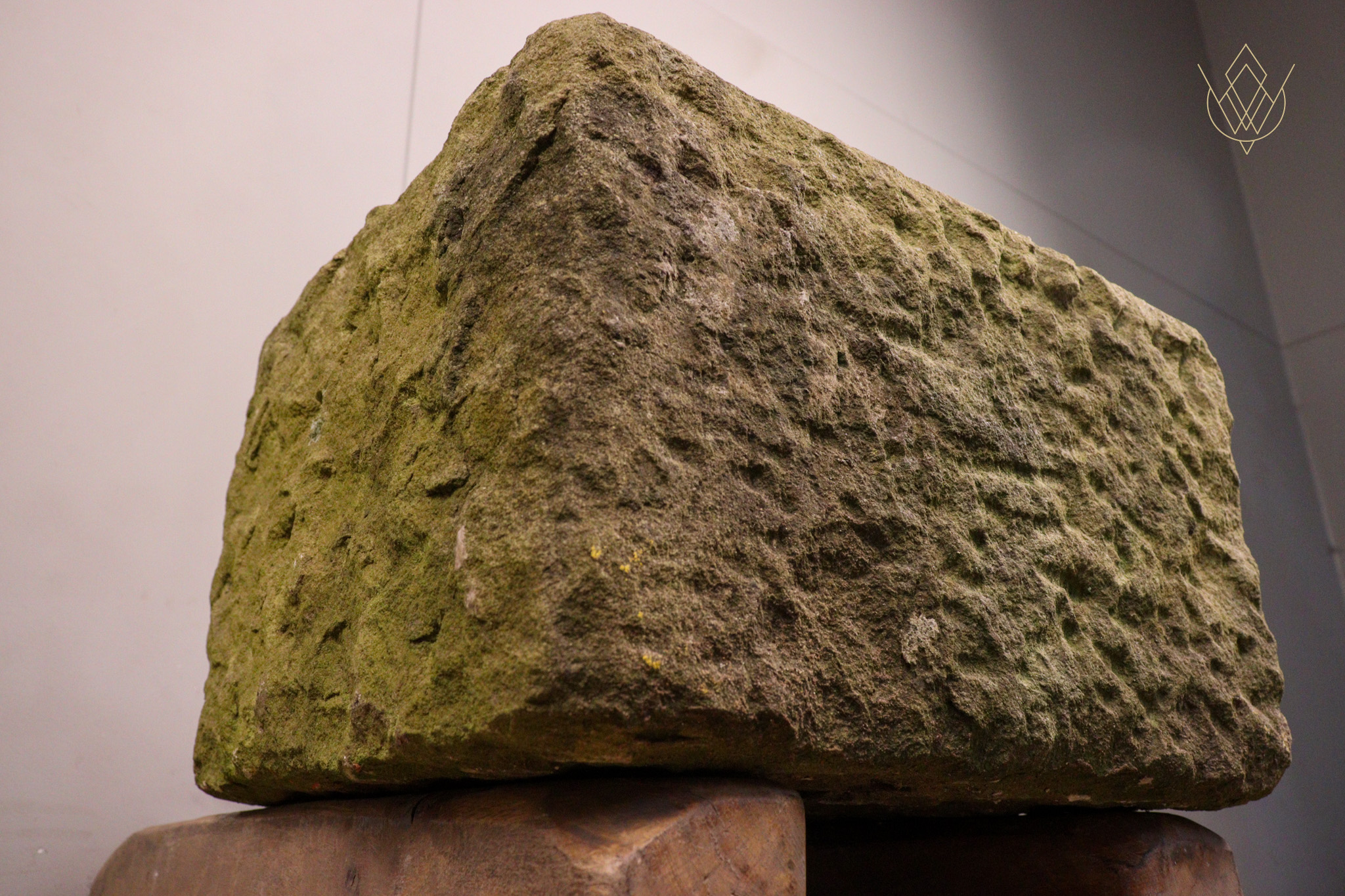 19th Century Carved Stone Water Trough/Planter - WM12279 - Image 4