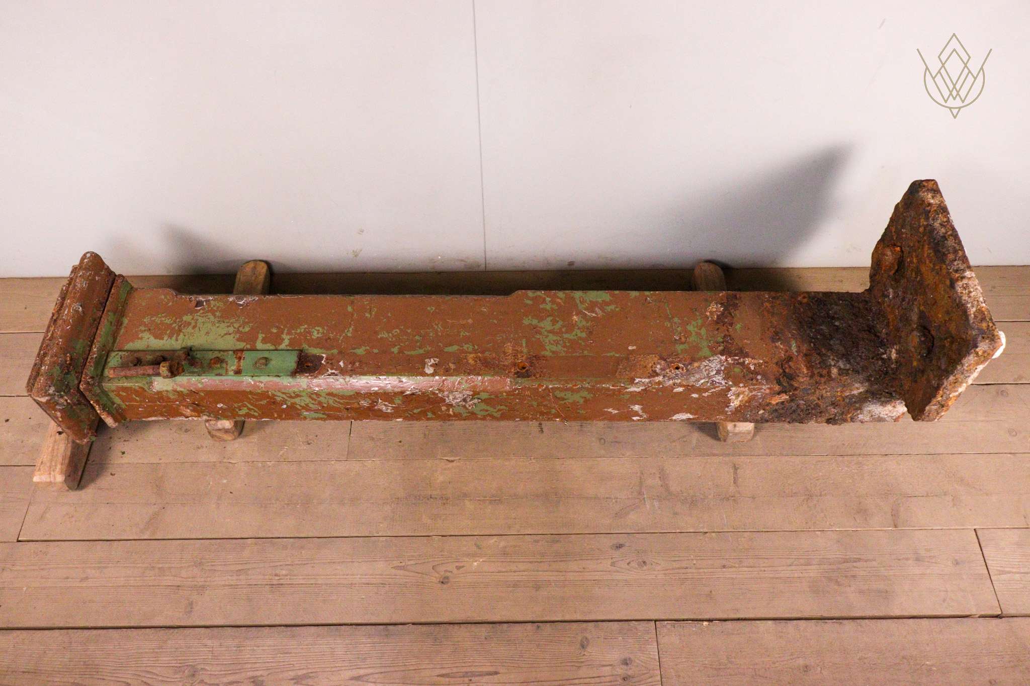 Large Wall End Victorian Cast Iron Gatepost & Pier Cap - WM12280 - Image 3