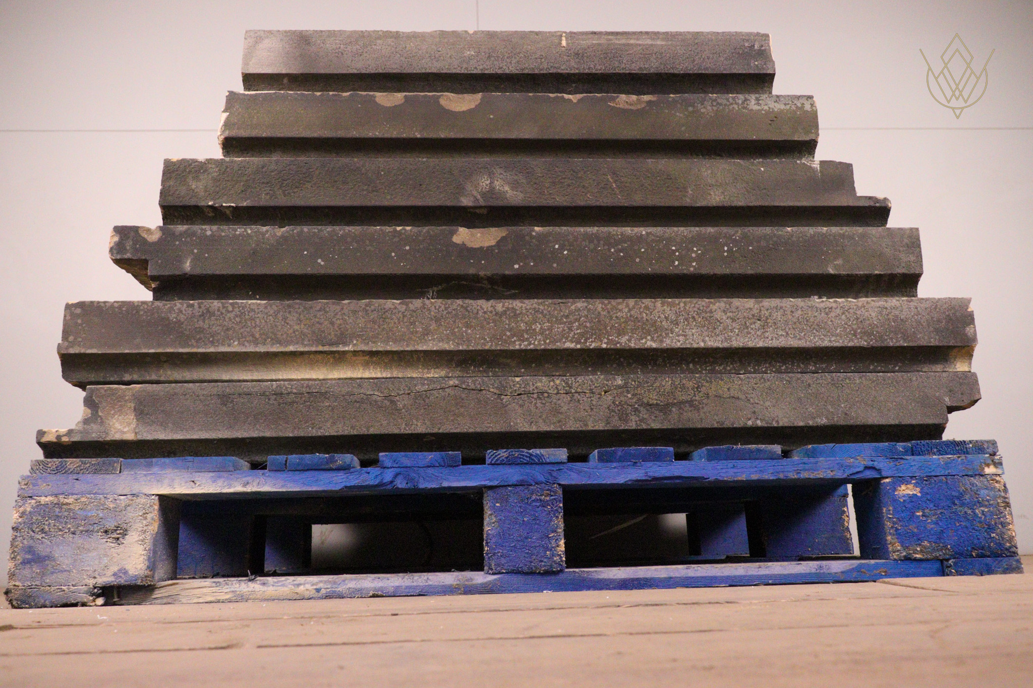 38.4ft - 18" x 4" Flat Reclaimed Coping Stones - WM12281 - Image 3