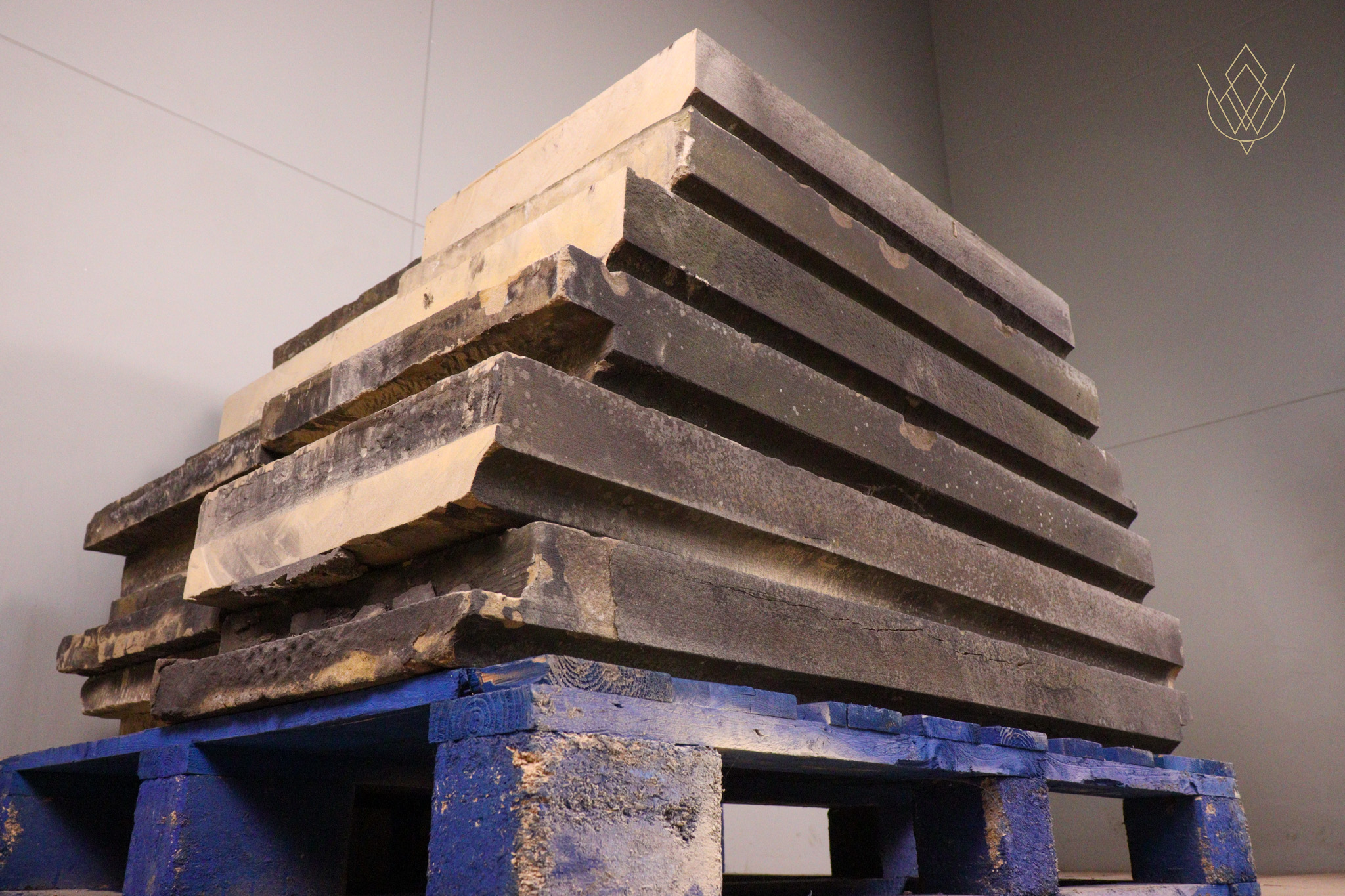 38.4ft - 18" x 4" Flat Reclaimed Coping Stones - WM12281 - Image 2