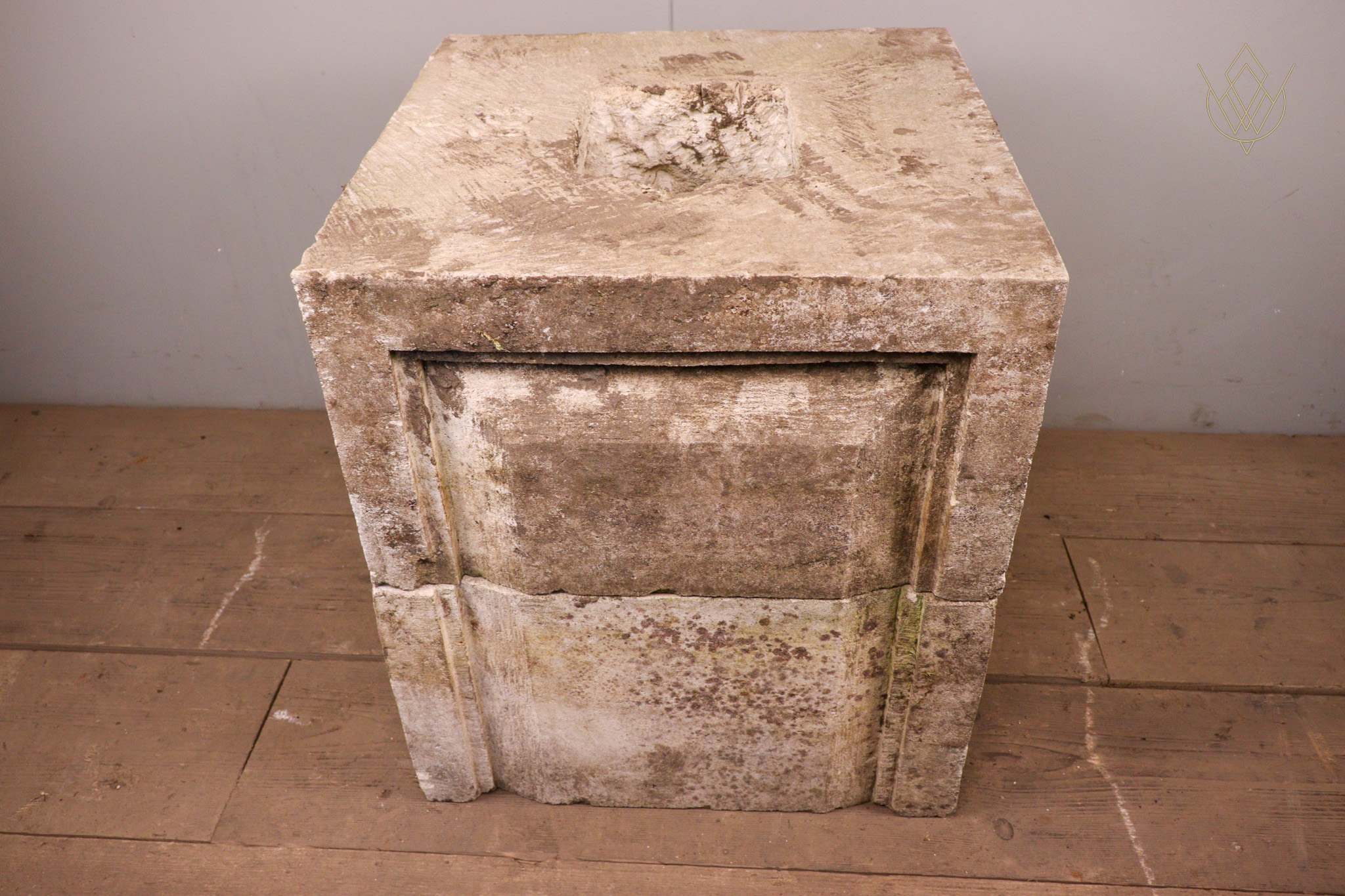 Reclaimed 2 Piece Limestone Plinth/Pedestal - WM12283 - Image 8