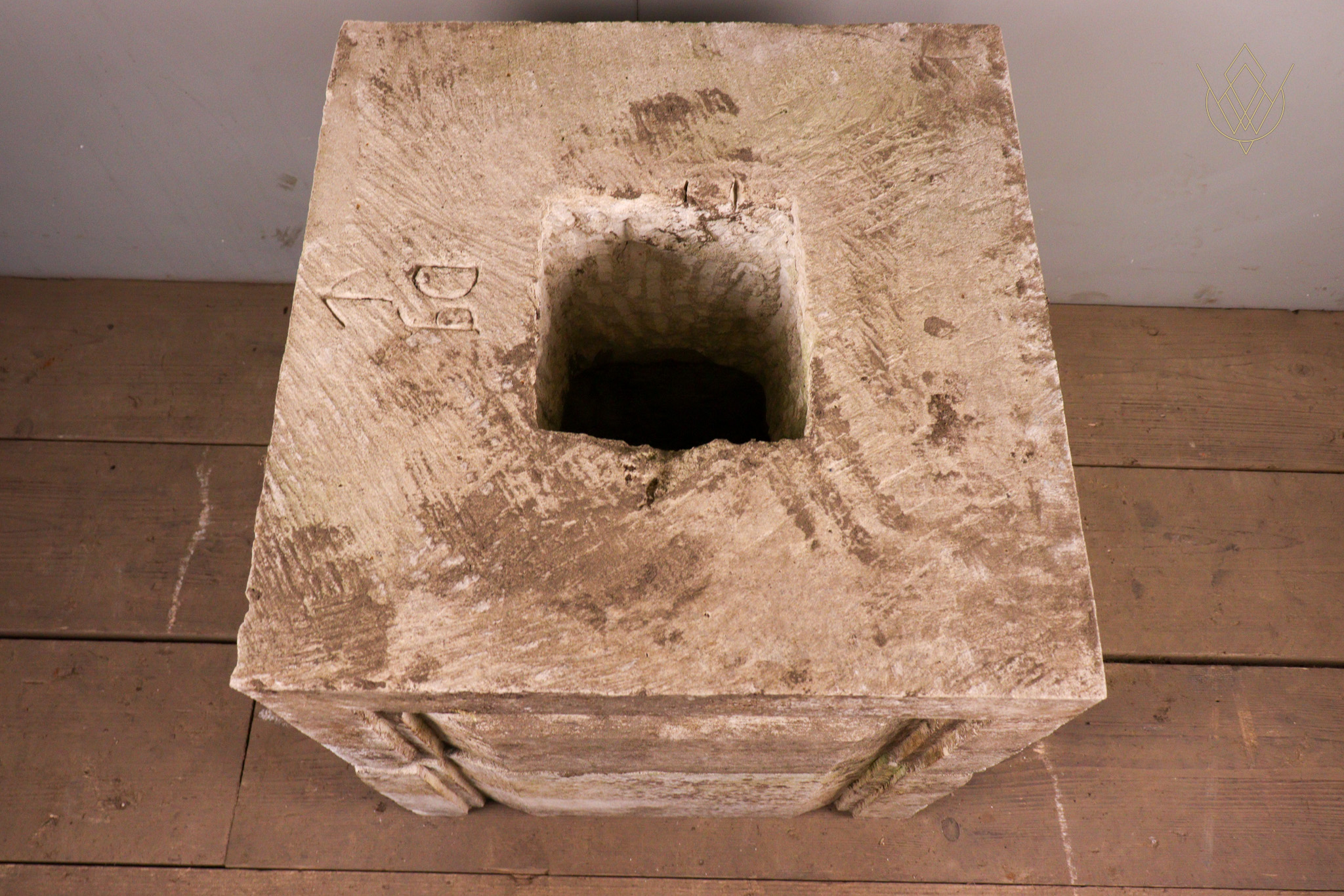 Reclaimed 2 Piece Limestone Plinth/Pedestal - WM12283 - Image 6