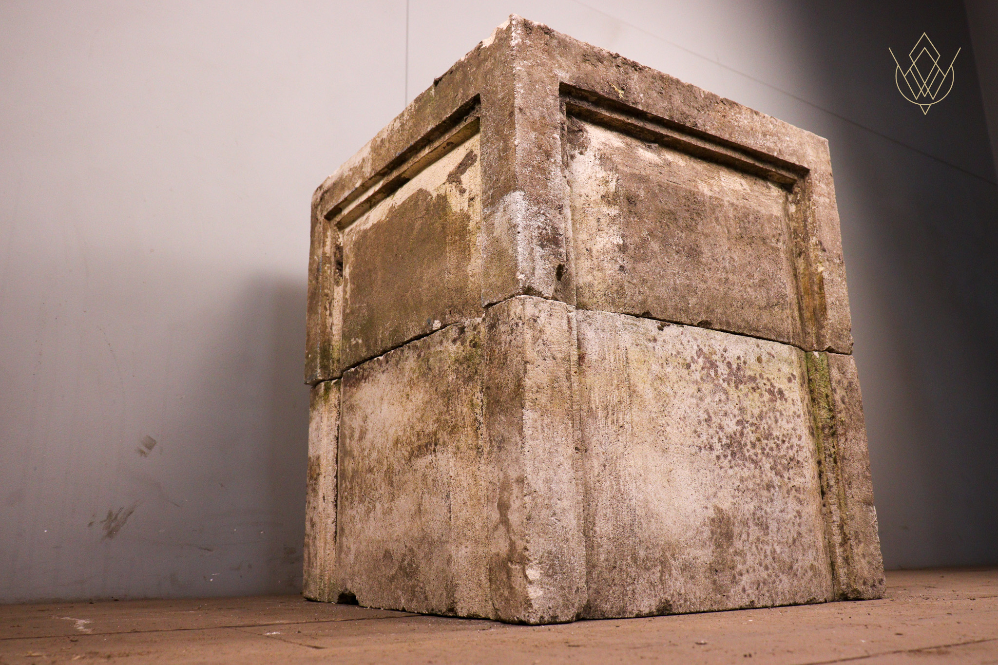 Reclaimed 2 Piece Limestone Plinth/Pedestal - WM12283 - Image 5