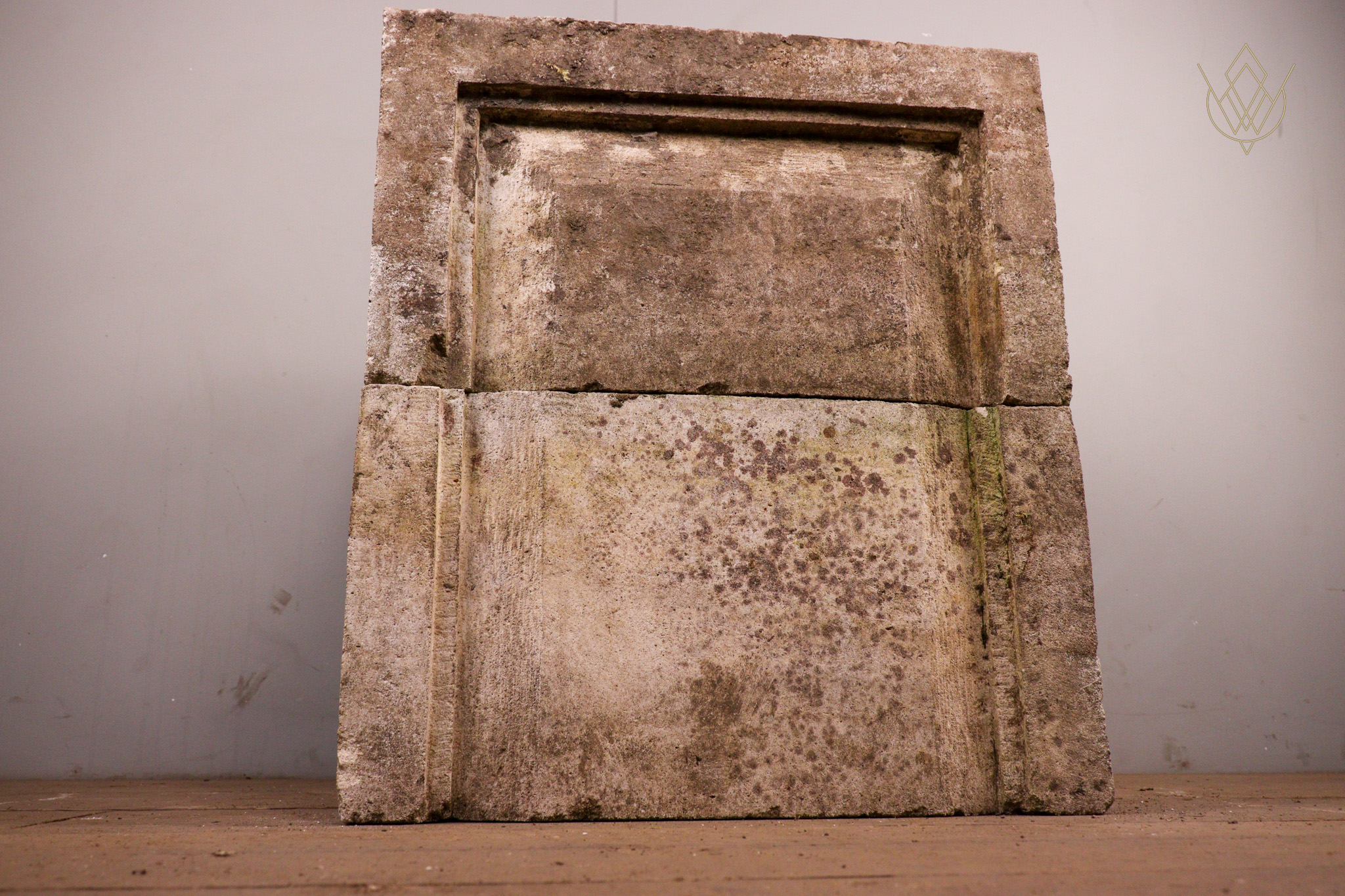 Reclaimed 2 Piece Limestone Plinth/Pedestal - WM12283 - Image 4