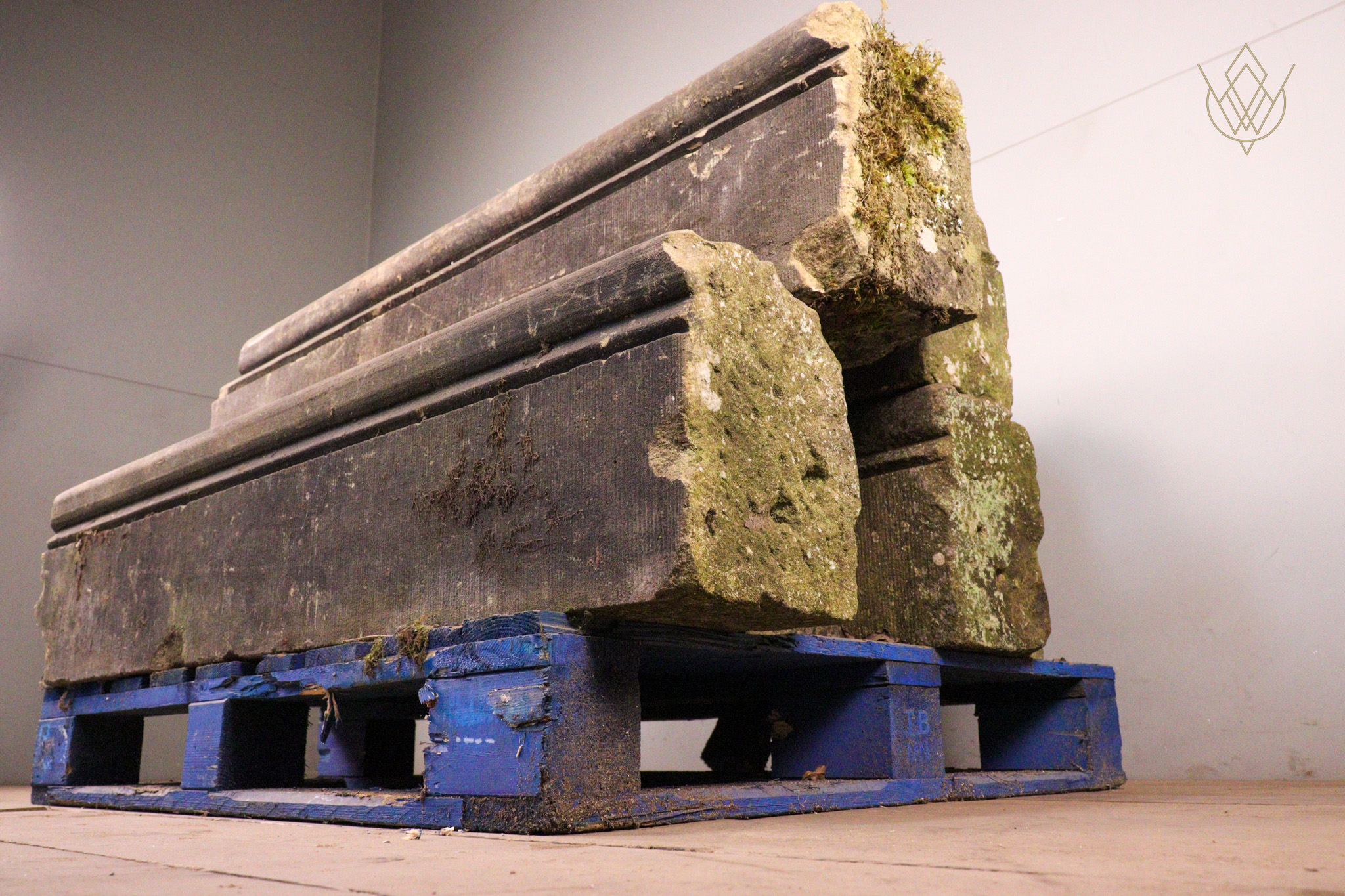 24.8ft - Large Carved Stone Outer Course/Plinth Stones - WM12292 - Image 5