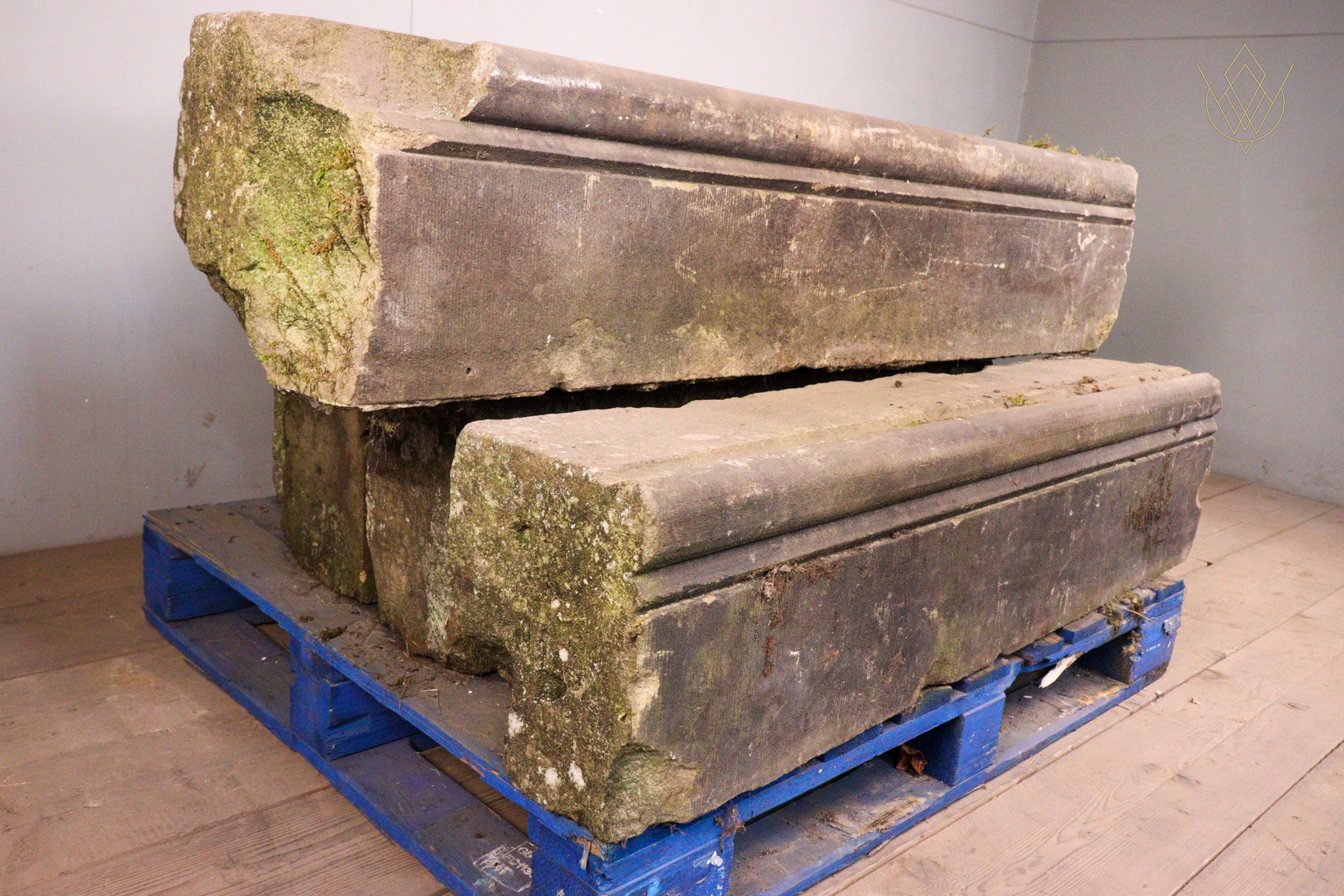 24.8ft - Large Carved Stone Outer Course/Plinth Stones - WM12292 - Image 2