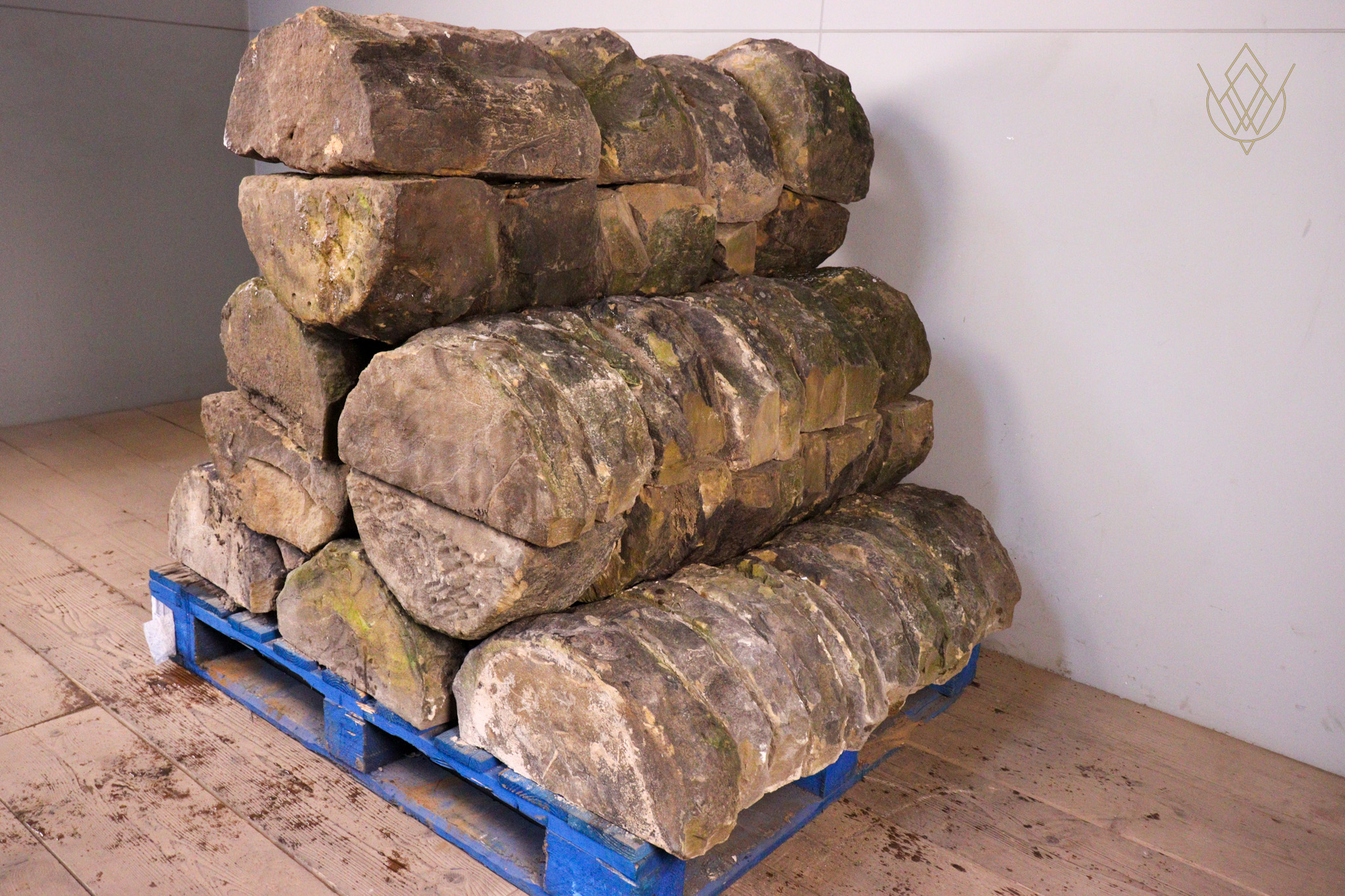 29ft - Round Top Sandstone Coping Stone - WM12296