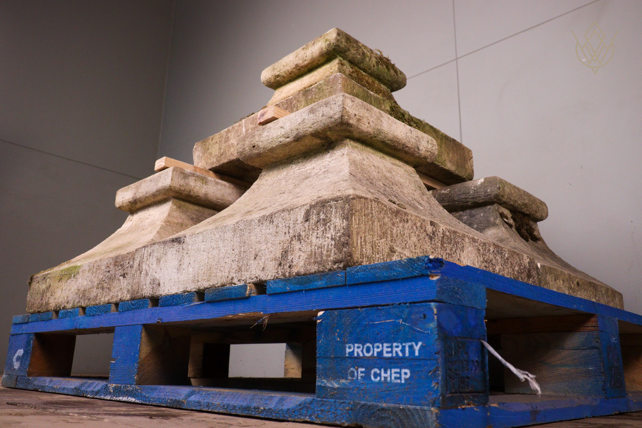 Large Limestone Fluted Stone Pier Caps/Finials - WM12297 - Image 5