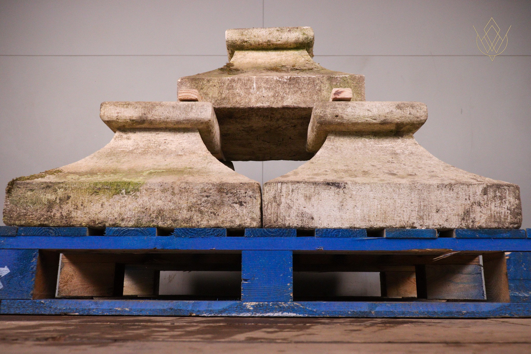 Large Limestone Fluted Stone Pier Caps/Finials - WM12297 - Image 4