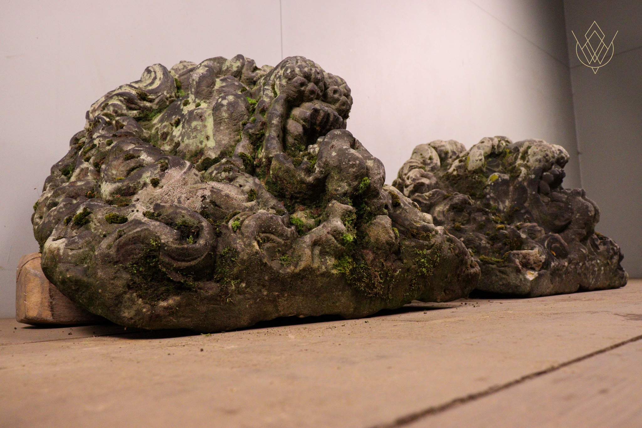 Pair of 18th Century Carved Stone Lions Heads - WM12309 - Image 6