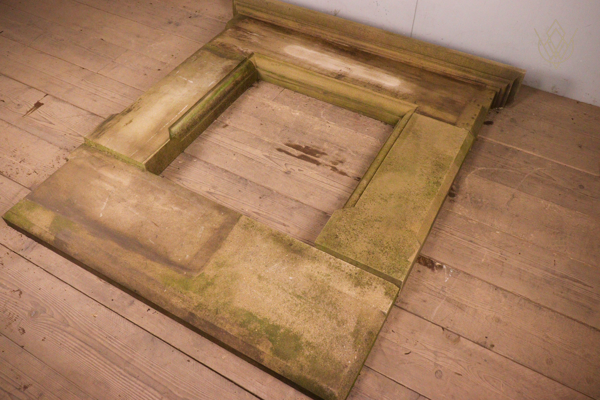 Reclaimed 5 Piece Sandstone Fire Place Surround - WM12321 - Image 2