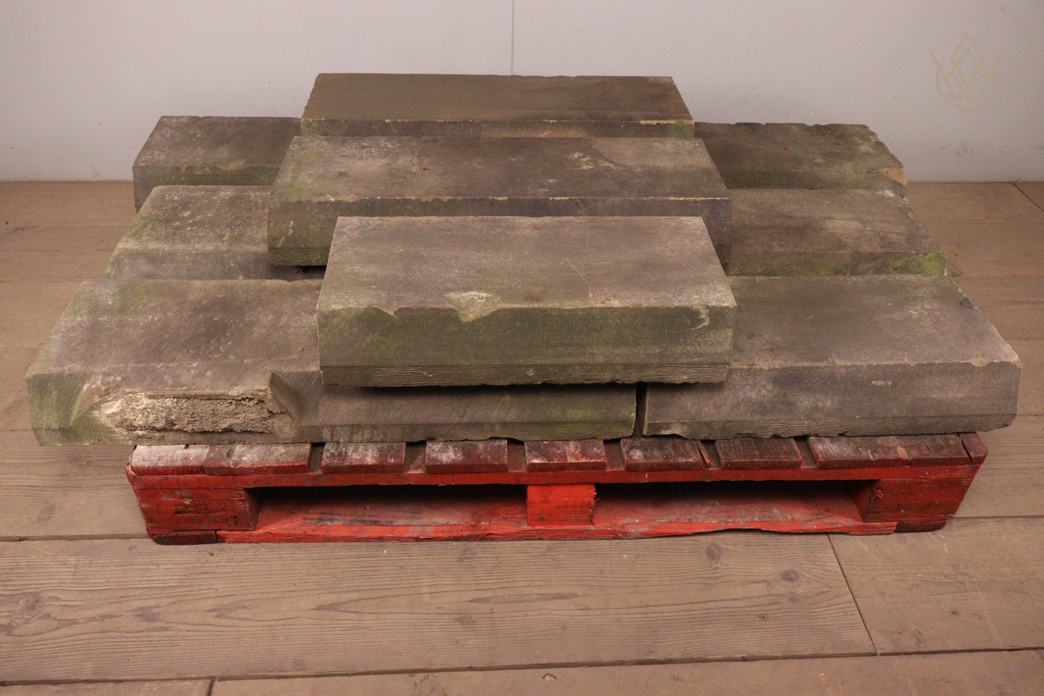 20.4ft - 12" x 4" Reclaimed 5 Sided Sandstone Coping Stones - WM12329 - Image 3