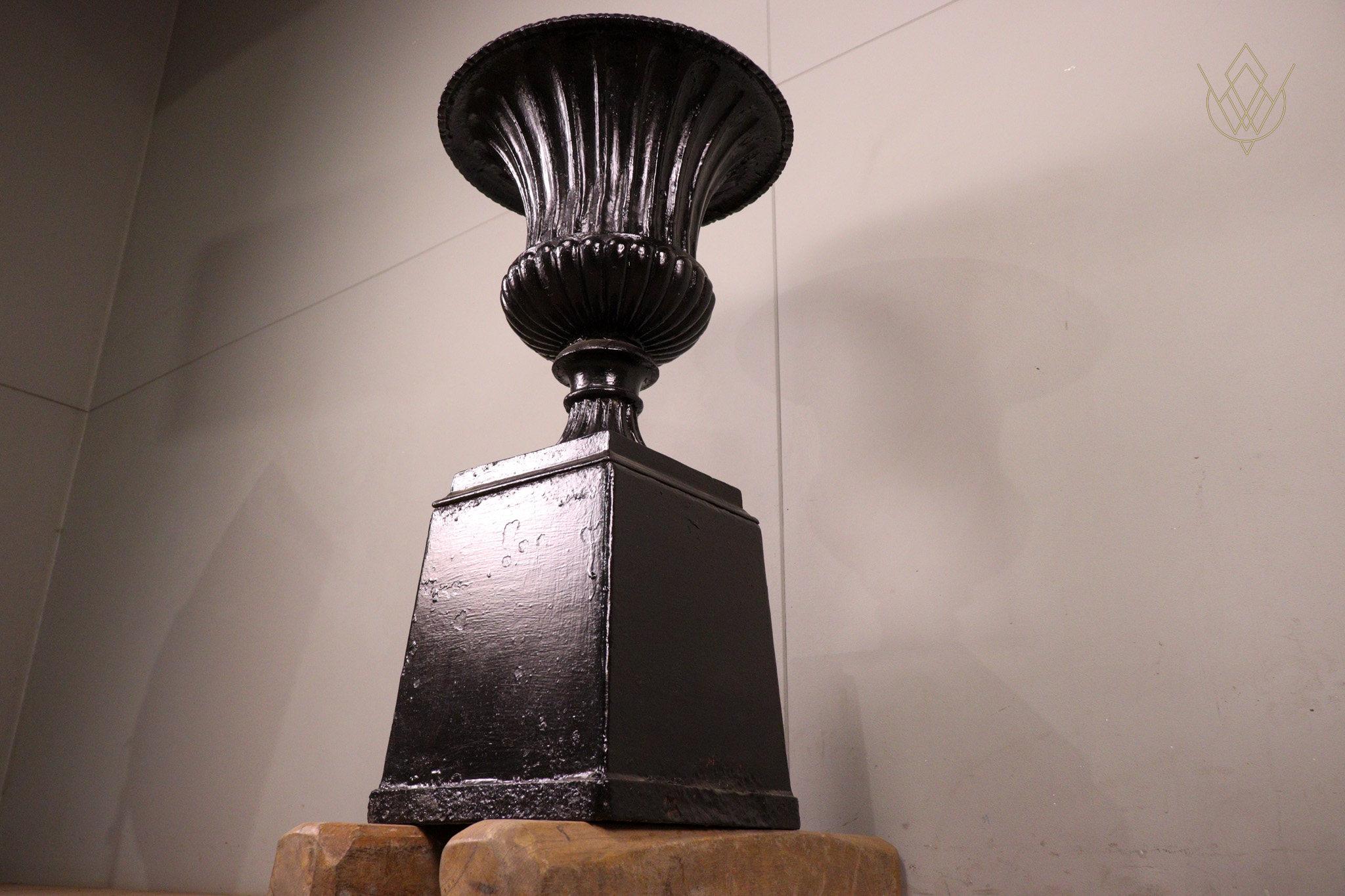 Victorian Cast Iron Urn & Plinth - WM12325 - Image 5