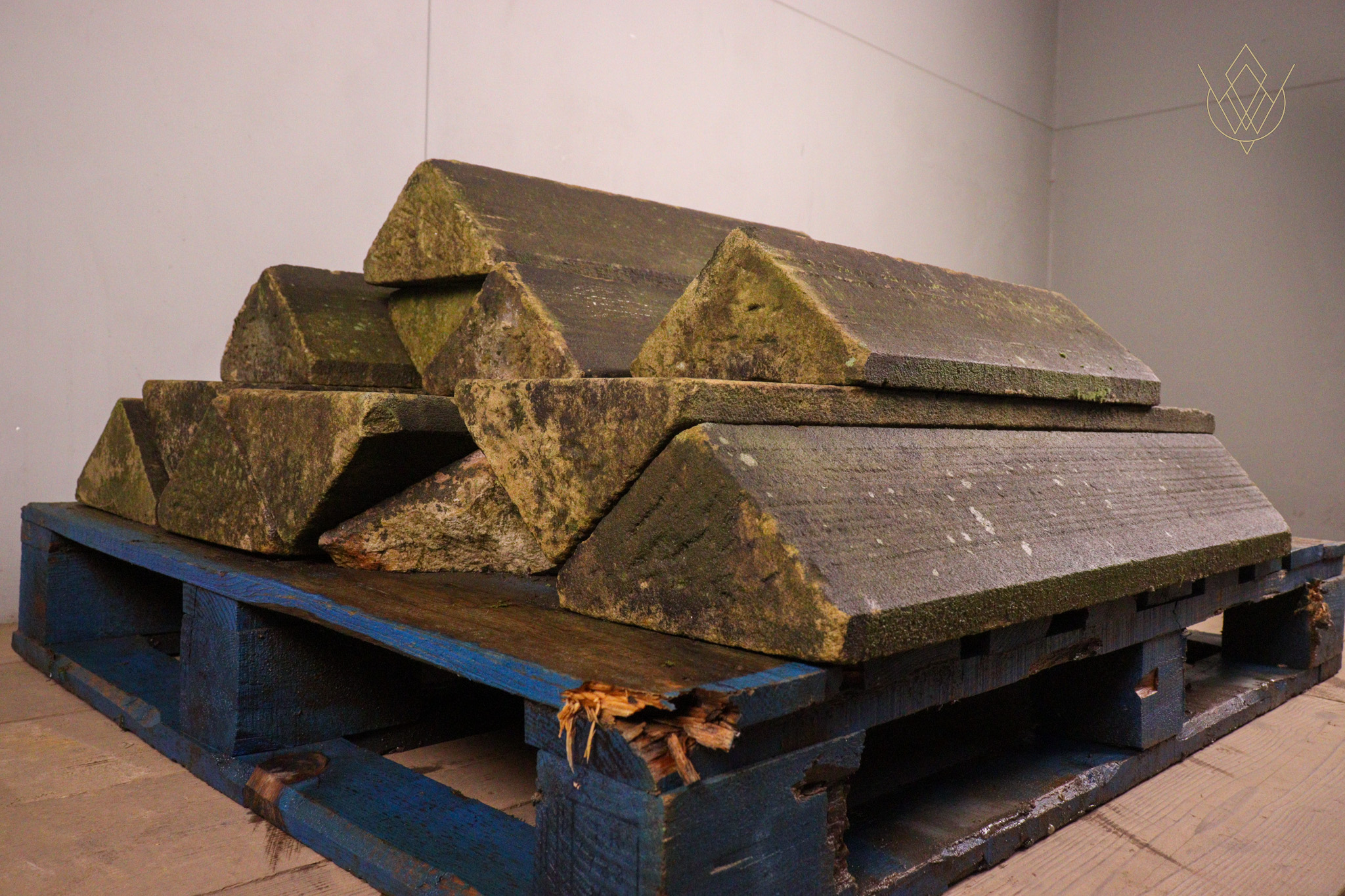 33ft - 9" x 5" 19th Century Sandstone Triangle Coping Stones - WM12347 - Image 2