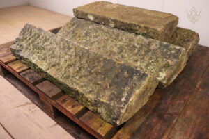 9.5ft - 11" x 6" Triangle Sandstone Coping Stones - WM12348