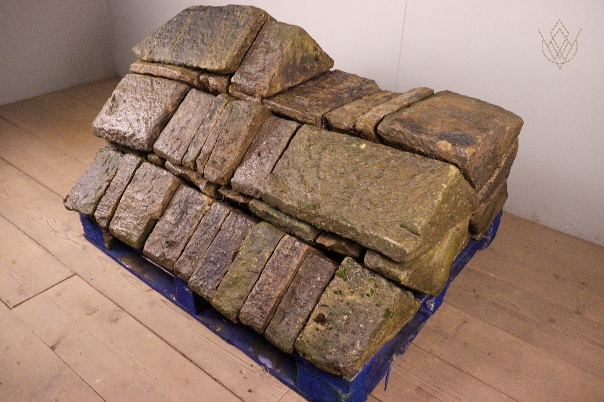 34ft - 19th Century Sandstone Triangle Coping Stones - WM12349 - Image 9