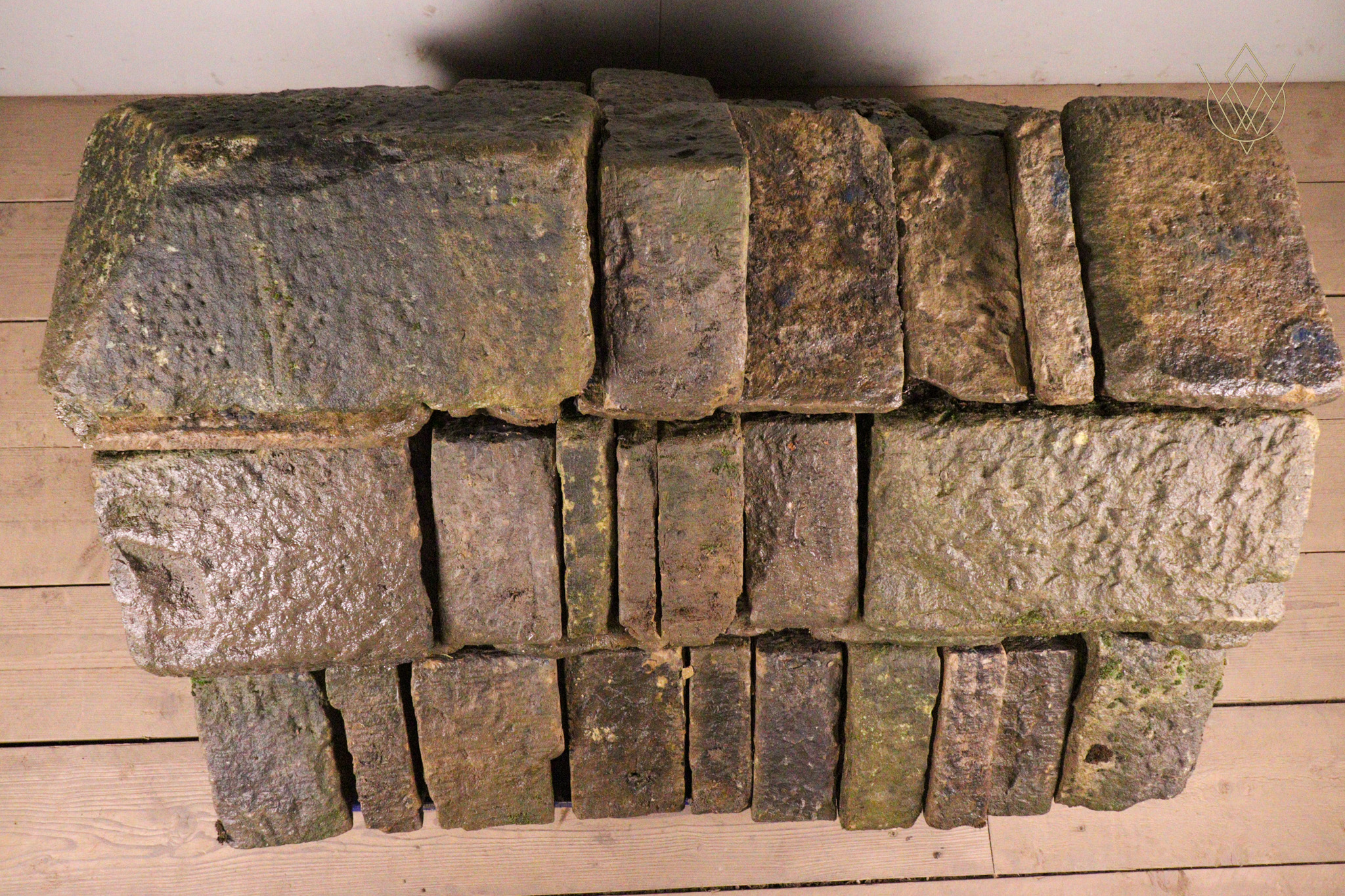 34ft - 19th Century Sandstone Triangle Coping Stones - WM12349 - Image 7