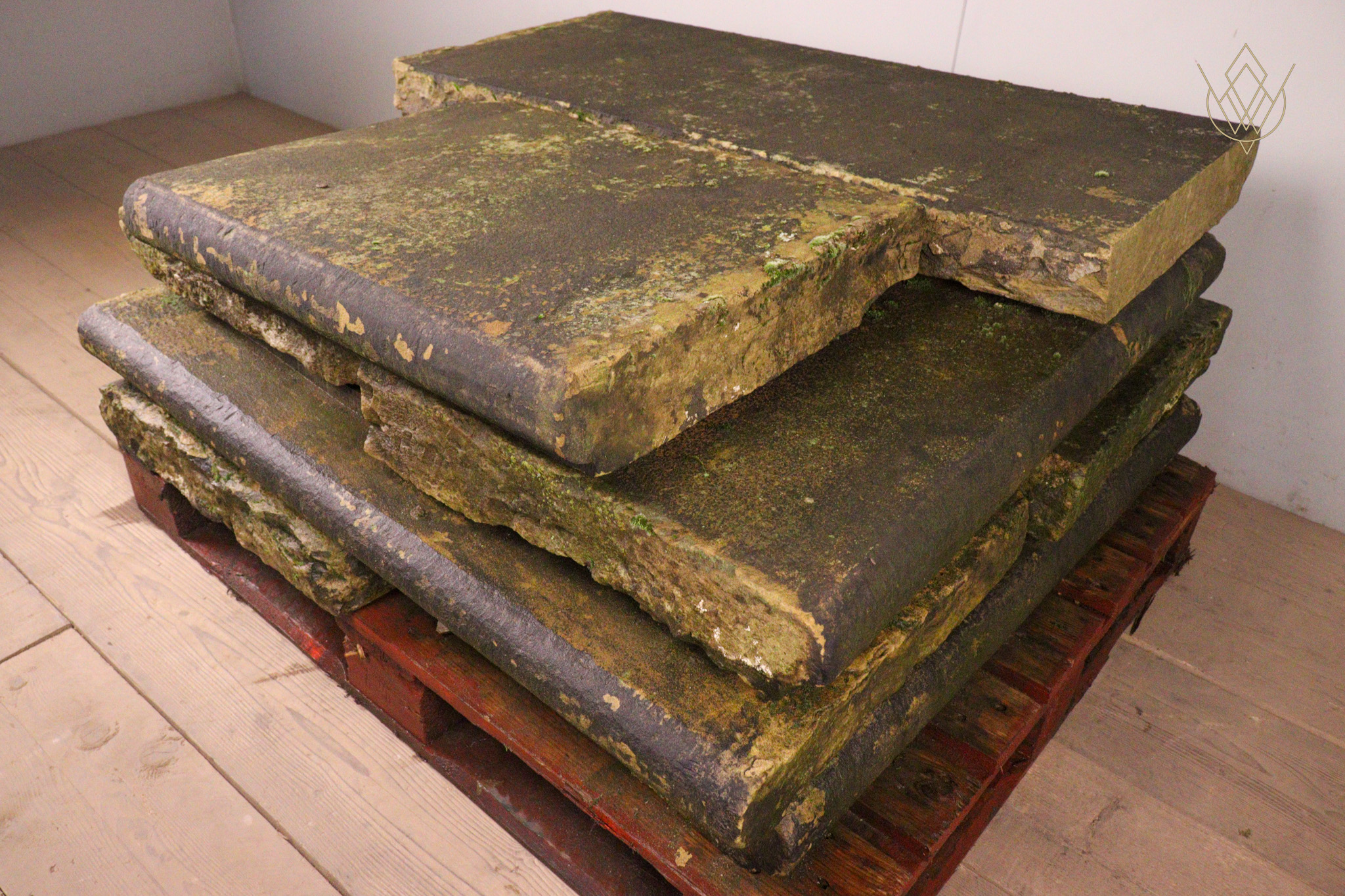 24.6ft - Bullnose Sandstone Outer Course/Coping Stones - WM12350 - Image 8