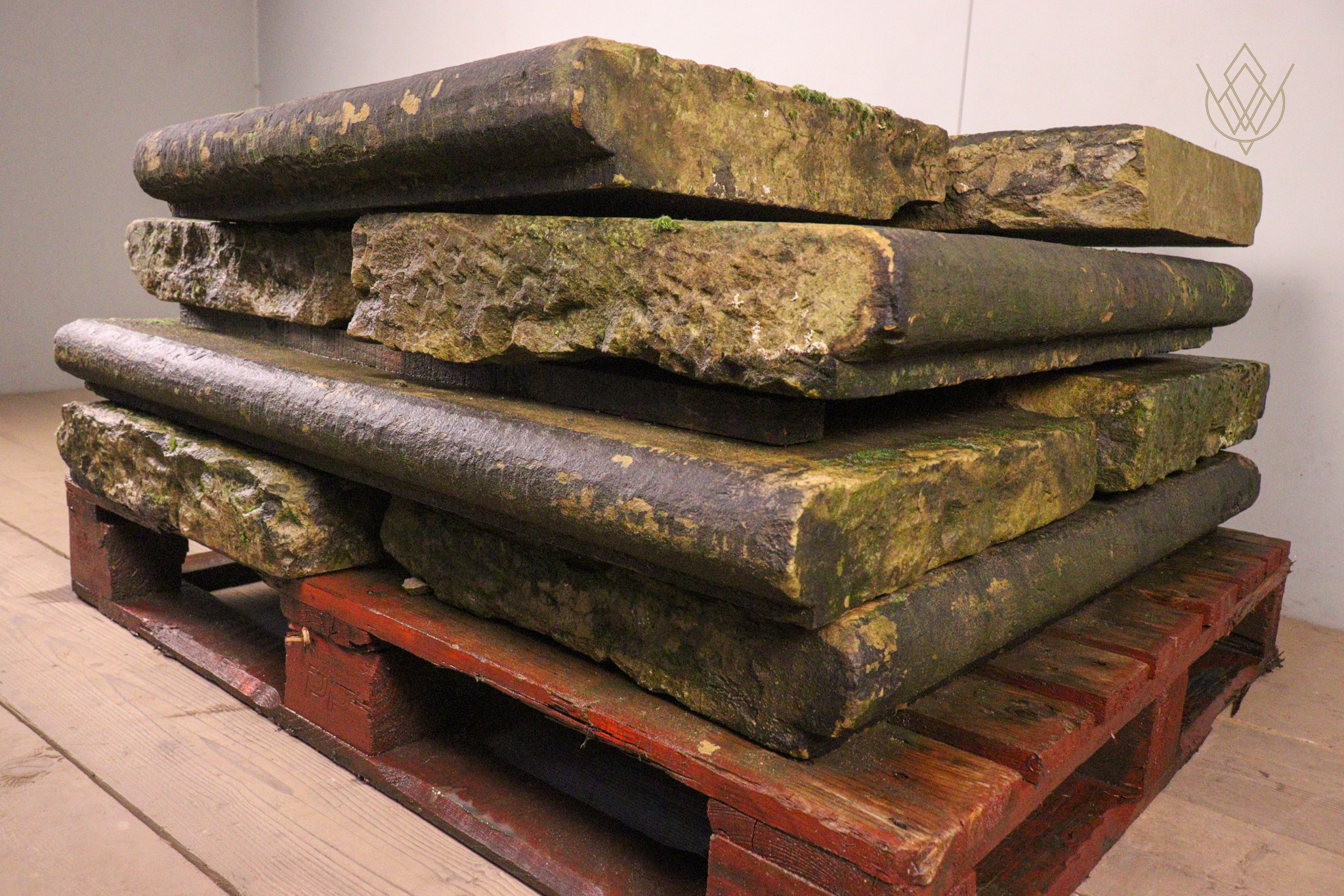 24.6ft - Bullnose Sandstone Outer Course/Coping Stones - WM12350 - Image 5