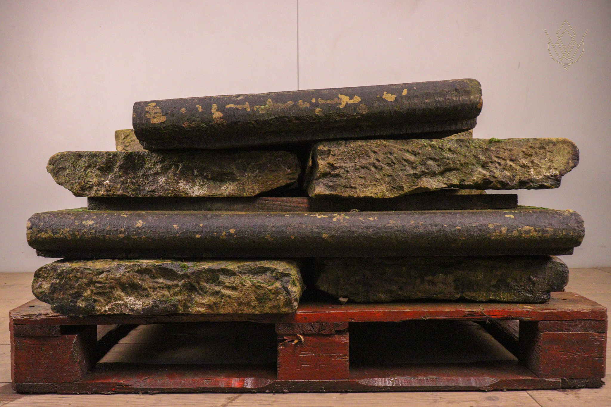 24.6ft - Bullnose Sandstone Outer Course/Coping Stones - WM12350 - Image 4