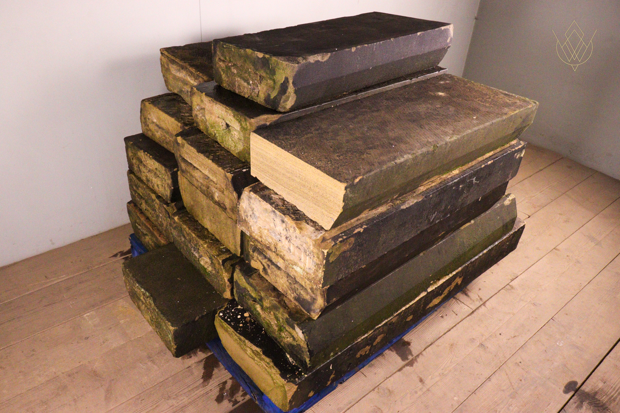 52.5ft - 19th Century Sandstone Coping Stones - WM12351 - Image 9